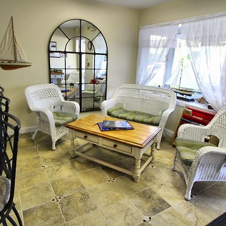 Island Manor Resort, A Vri Resort New Shoreham Extérieur photo